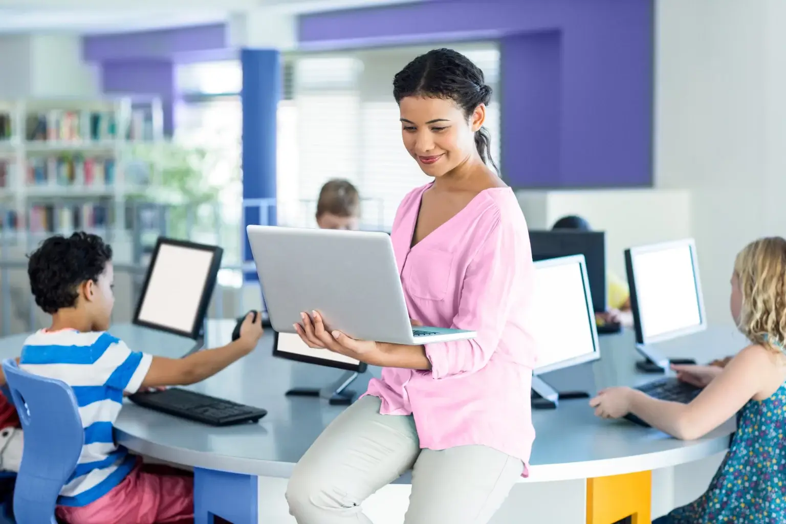 Teacher Working Smarter with TeacherMade